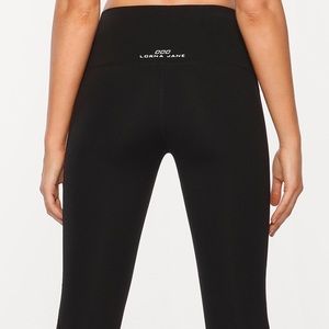 Lorna Jane Black 7/8 Leggings